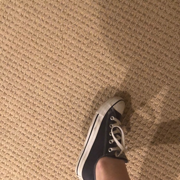 NAVY BLUE CONVERSE - Picture 6 of 8